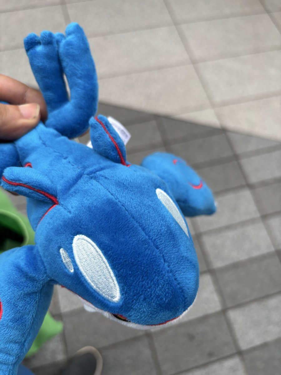 yochankonan's tweet photo. 物販ではカイオーガ買った感じだ https://t.co/pTx5kFLHMA