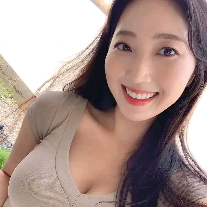 Carstopnvk's tweet photo. Am bored over here😂 https://t.co/9zyc2y2U9Q