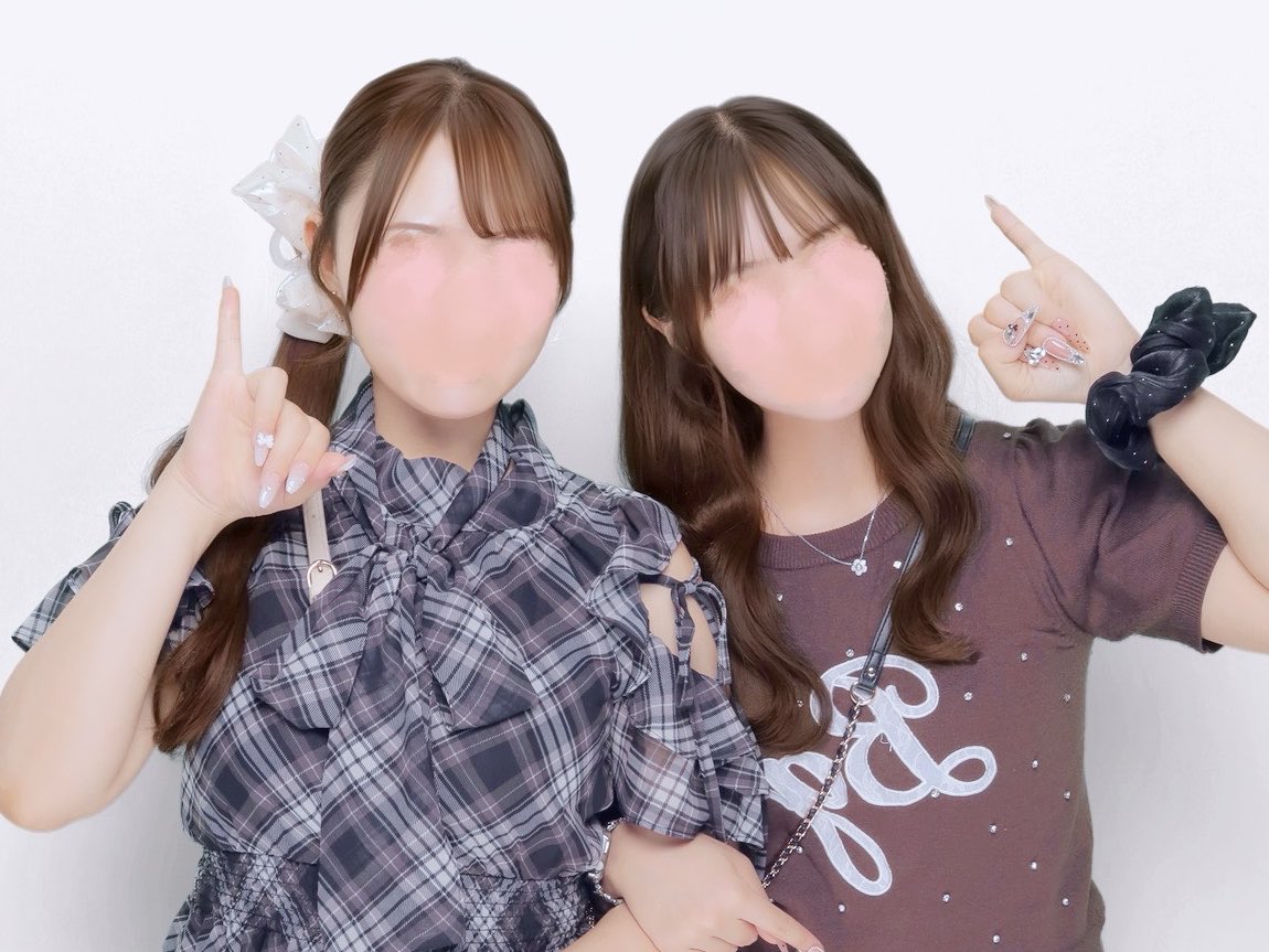 YgOqp's tweet photo. Howzit  in 🅾️阪☆*--
 
通路横で客降り引けてとーっても幸せだった日( ¯﹀¯ ) https://t.co/gYoKe5vNcB