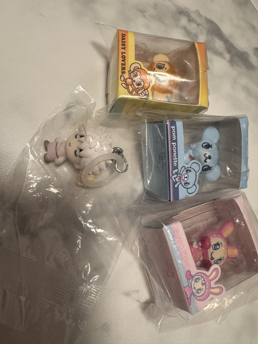 petape_tatan's tweet photo. 【讓渡/買取】
めじるしアクセサリー画像ごとで買取してくださる方いらっしゃいますか？

譲  画像ごとのめじるし、チャーム
求  定価＋送料(ヤフフリ、メルカリ通す場合は＋手数料)

郵送交換のみ
お気軽にお声かけください！ https://t.co/xLNpsioyGz