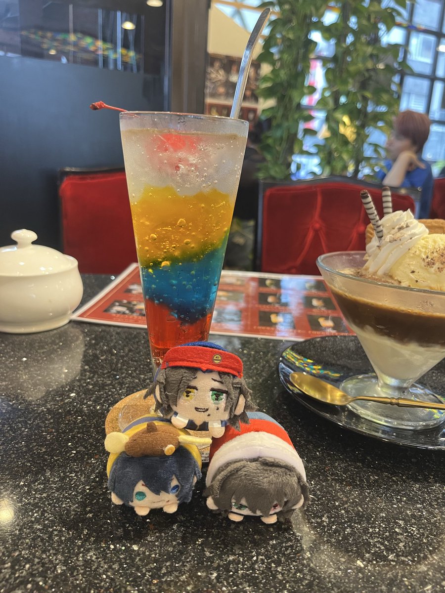 MoonSammer's tweet photo. ライブビューイング前に来てみた！めっちゃ美味しい！！！ https://t.co/ZrGg2R2yf1