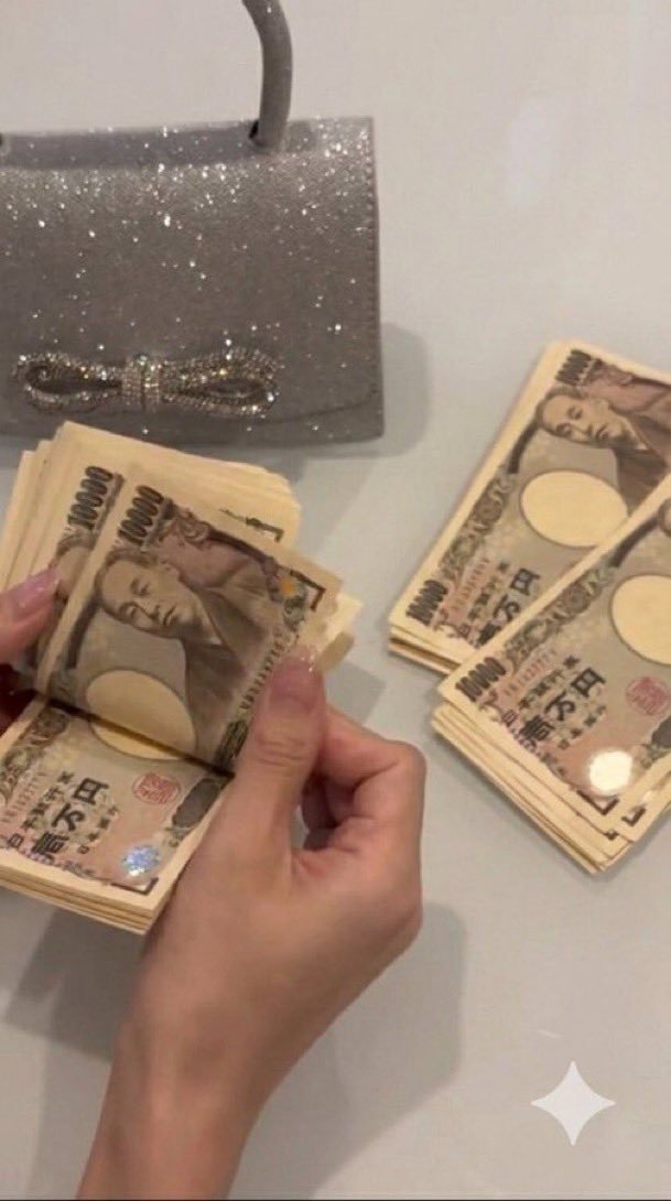 beason89296's tweet photo. 男性に聞きたい。
その場で2000万円もらえる代わりに
今の仕事を辞める。
辞める？
辞めない？😂 https://t.co/SFAWK8nJmK