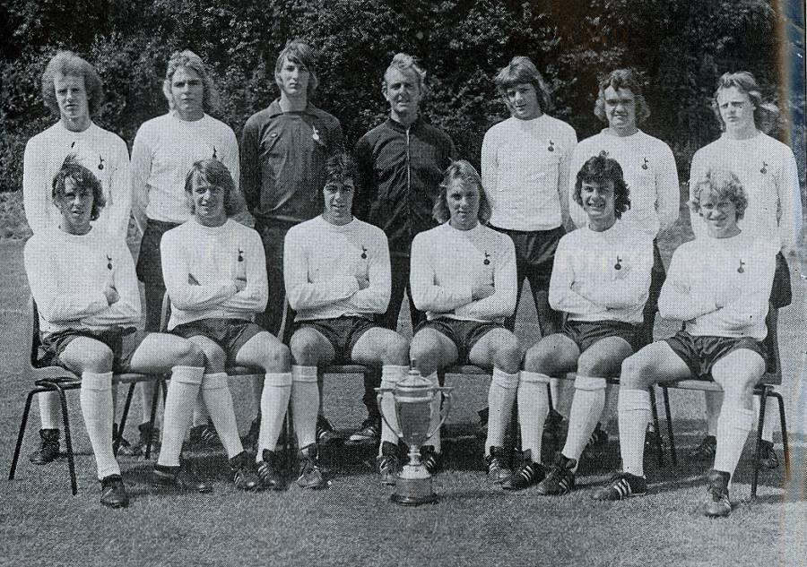 GrahamDee1968's tweet photo. @OldOsPics Here's John with the Tottenham #FAYouthCup winning squad of 1973-74. https://t.co/R7sFSeeVu8