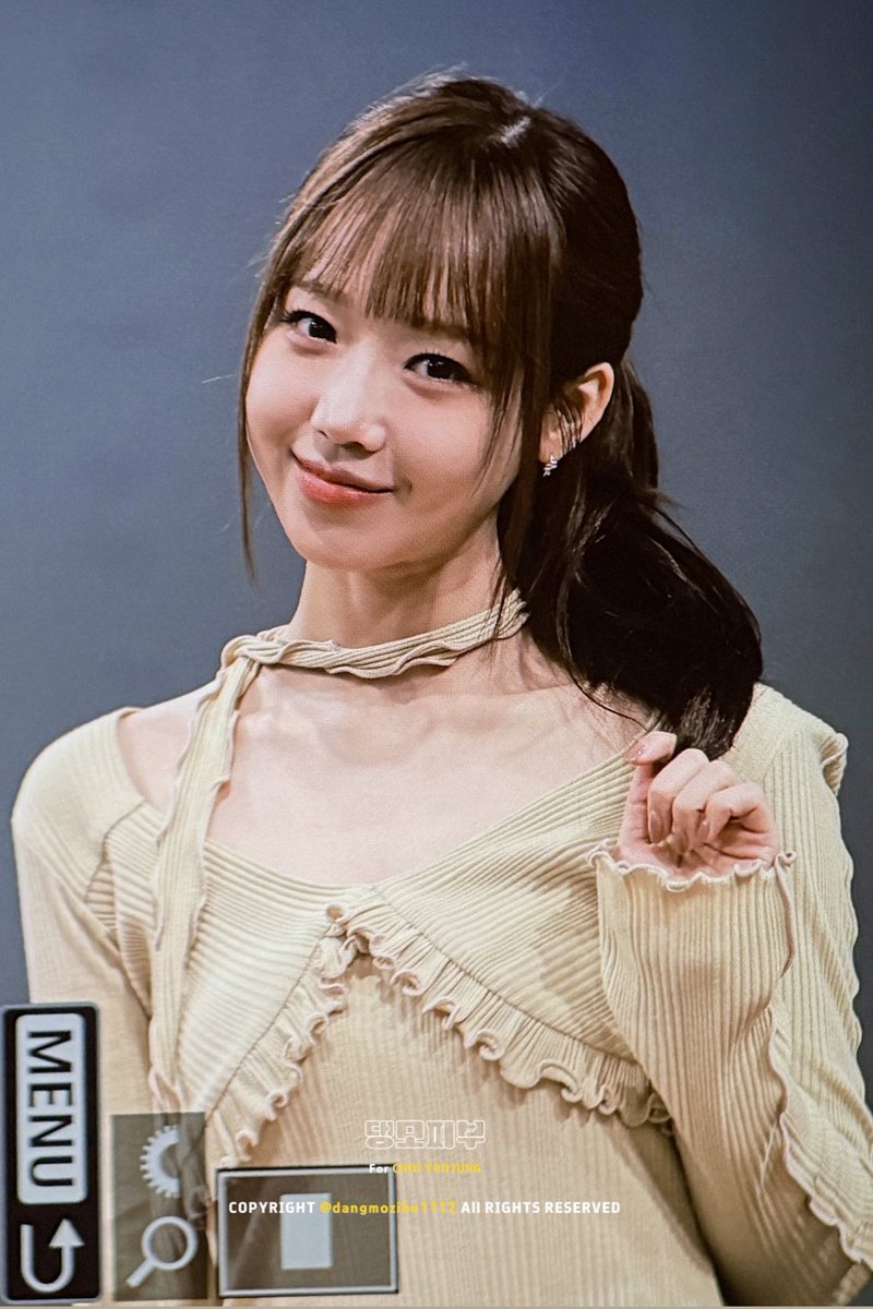 dangmozibu1112's tweet photo. 261004 팬플리 Pre.

오늘 완전 공주님 👑💛

#최유정 #CHOIYOOJUNG #콩알콩알 @choikong_r https://t.co/uvJspuQTr0