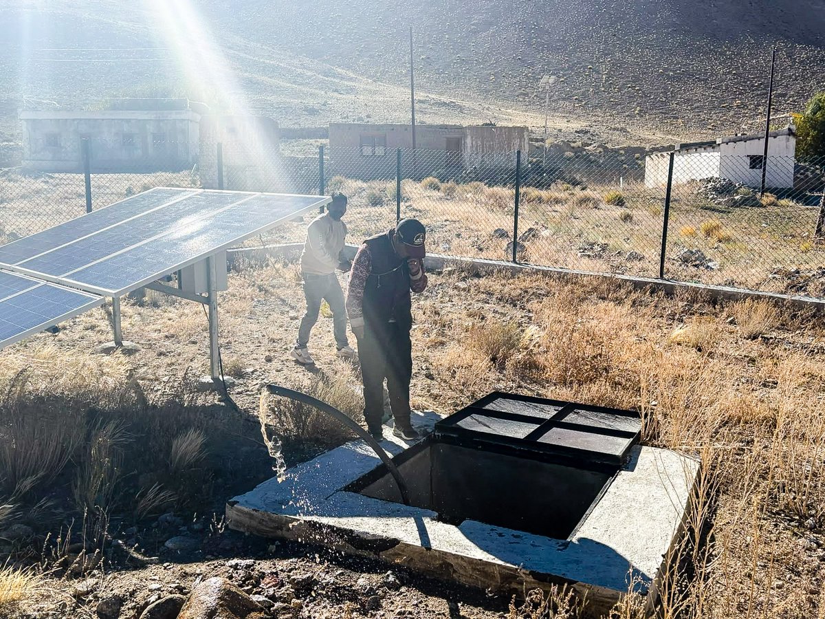 ice_leh's tweet photo. #JalArpanDiwas at Demchok, the zero border village in Eastern Ladakh. JJM ownership handed over to villagers with MoU signing,transit walk &amp; water pledge.PHED urged smooth scheme operation given the nomadic lifestyle.A historic step for community-led water management at frontier. https://t.co/FVsRVOH8Hr