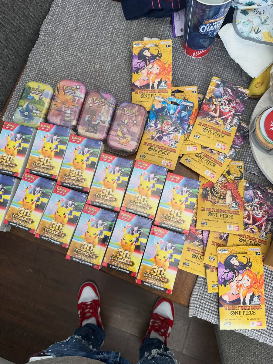 ValvedJae's tweet photo. 🎁 5 lucky Pokémon fan is taking this home. Winners will be chosen on friday

Follow
&amp; Like,
Repost and Follow me
Comment your favorite Pokémon

5 winner. That's it. Good luck 🍀 https://t.co/3m6ZydoLcQ