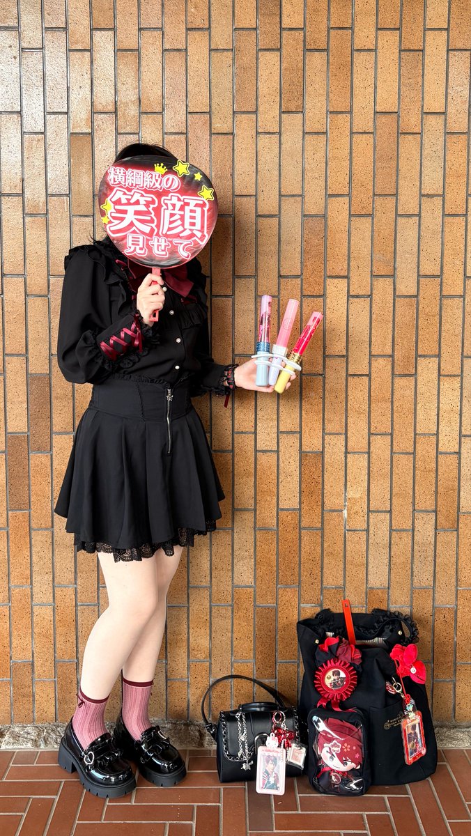 ooooknoo's tweet photo. 行ってきました！やっぱり足が長い！ほんとに！
客降り、目の前通ってほんとにむりだった🥹
ロングトーンが最高すぎた🫶
大包平を好きでよかったな🥰 https://t.co/zSjLj6GV6X