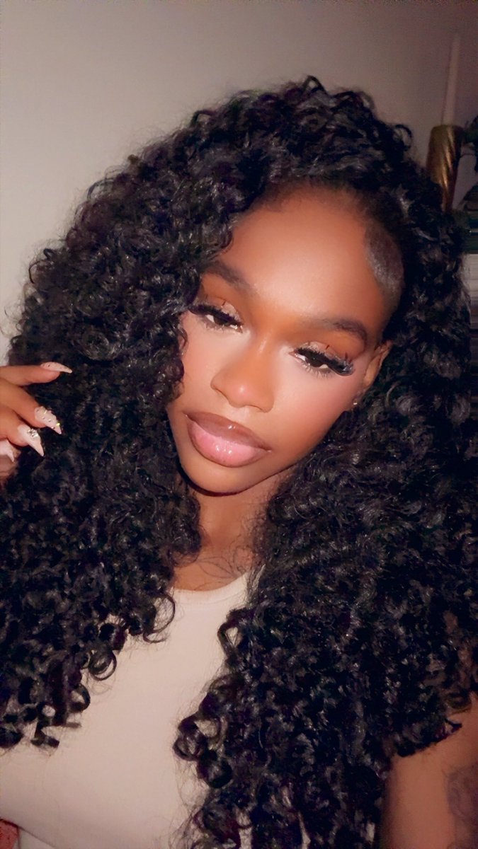 kiissmyaa's tweet photo. 😘. https://t.co/vdCg1U2YDi