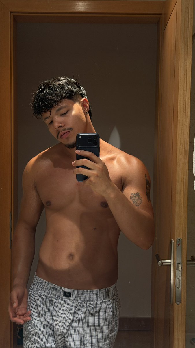 Boy190900's tweet photo. Buenos días https://t.co/9nMFqQx6U4