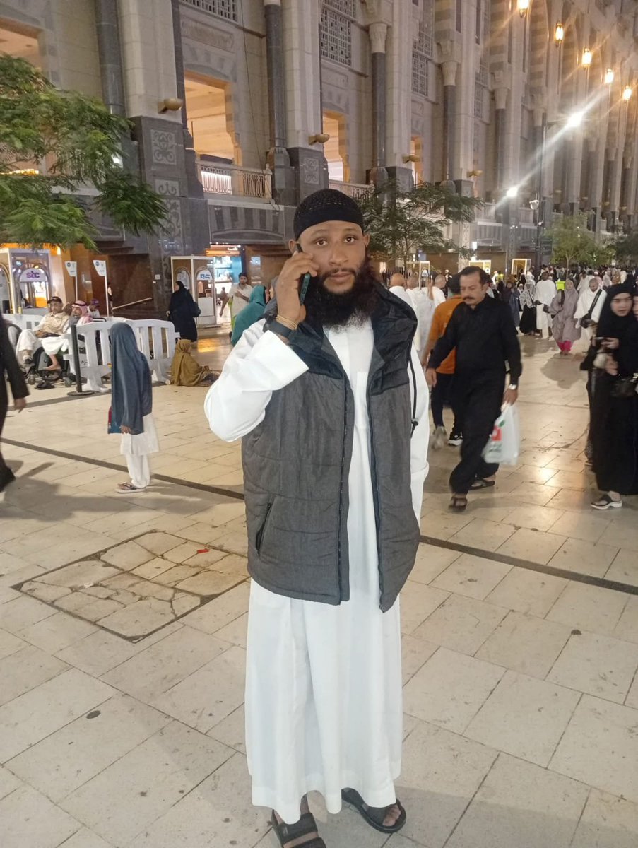 r3vYVGRQ4Xg1aWB's tweet photo. حساب في الفيس بوك ضد الدوله والقيادة ولكن يوجد فيه مقيم مصري متواجد داخل السعودية يدعم اي منشور فيه اساءه 
عنايتكم 
@MOISaudiArabia  
@pss_ar 
@ppgovsa 
@MOI__911 
@kamnapp
@NCA_KSA 
وطن بلا فساد 🇸🇦 https://t.co/g8tyRHGNs6