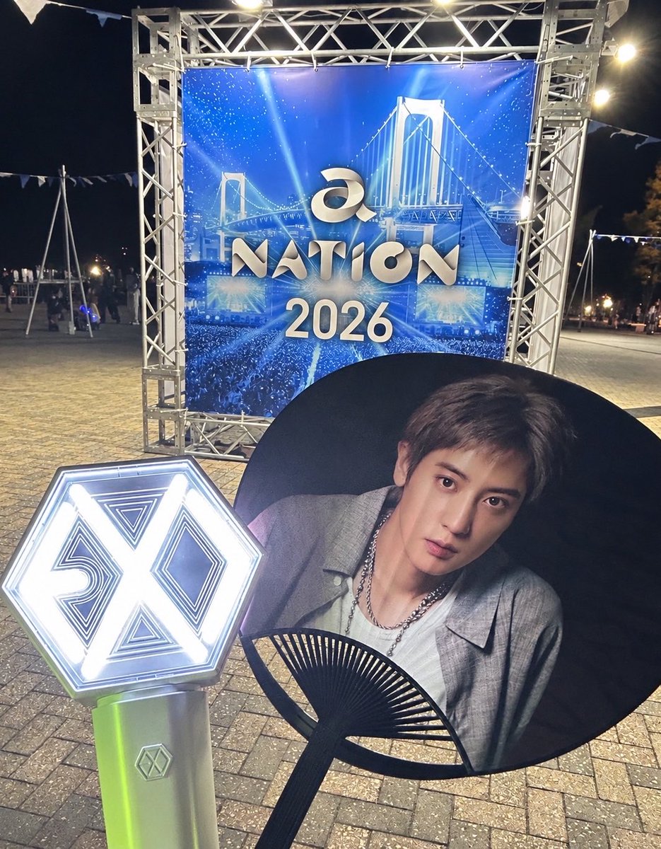kaorusakura7's tweet photo. a-nation行ってきました！(withオアリ)
チャニョルちゃん少し緊張してたけど会場盛り上げて生バンドで歌ってギター弾いてもちろんトークは全部日本語☺️
会場中に「見て！！めっちゃイケメンなのに可愛くて歌も曲も良くてギターも弾けて日本語も上手で凄いでしょ！？」って自慢してまわりたかった😆📣 https://t.co/PxN3RZrJF5
