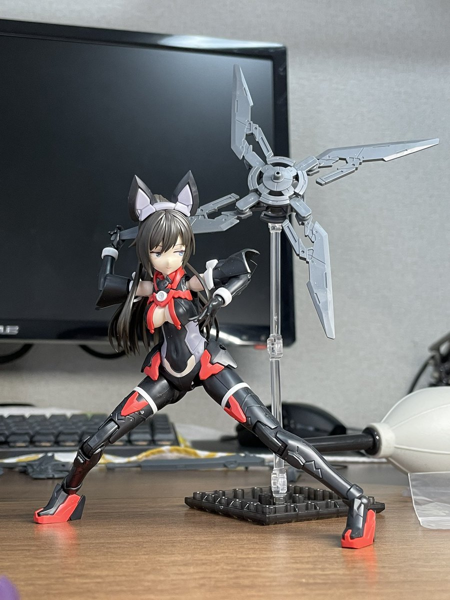 Awakensyk's tweet photo. 戦国兵装で巨大手裏剣…！(先人達がやり尽くしてるだろうけど)
最高に楽しい
ミコルルには和風装備をさせたくなる
#30MS https://t.co/VSBlCeP0uO