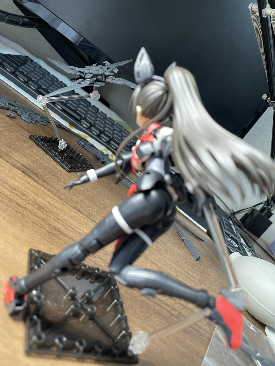 Awakensyk's tweet photo. 戦国兵装で巨大手裏剣…！(先人達がやり尽くしてるだろうけど)
最高に楽しい
ミコルルには和風装備をさせたくなる
#30MS https://t.co/VSBlCeP0uO