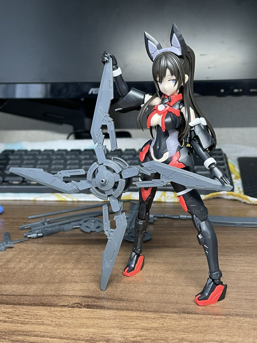 Awakensyk's tweet photo. 戦国兵装で巨大手裏剣…！(先人達がやり尽くしてるだろうけど)
最高に楽しい
ミコルルには和風装備をさせたくなる
#30MS https://t.co/VSBlCeP0uO