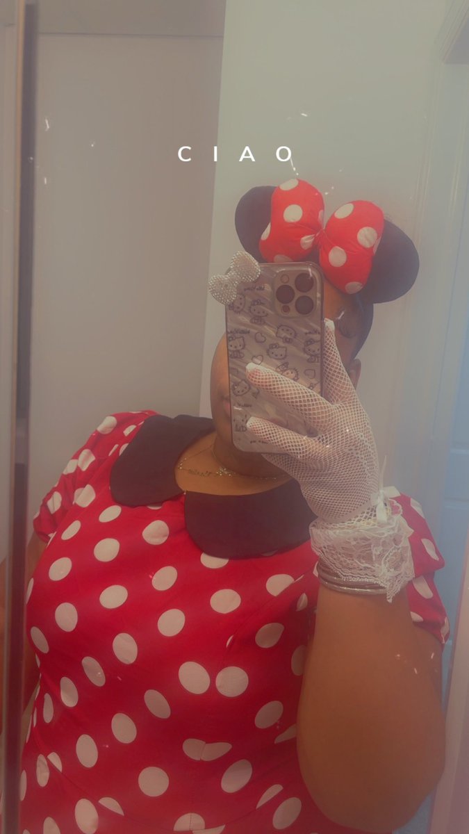 Mzprincess22___'s tweet photo. Me on Halloween last year 😘❤️ https://t.co/2x3OqtgD8h