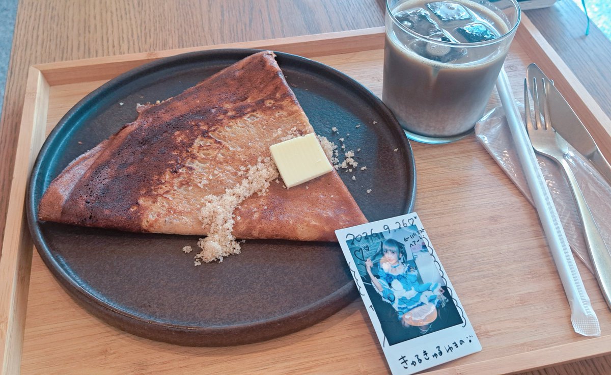 EauzNf's tweet photo. 『Road to RAD JAM』屋外ステージで朝一からいろんなアイドルちゃんを浴びれて楽しかった!!どのグループも曲調とかコールとか個性豊かでかっこよで会場の一体感も楽しかったな🥲
youmenosay ちゃん海賊衣装のカラフルさが映えて曲楽しくて最高だった!!
~最近のお茶チェキを添えて~  #さりちゅーる https://t.co/rGH5KeZlVz