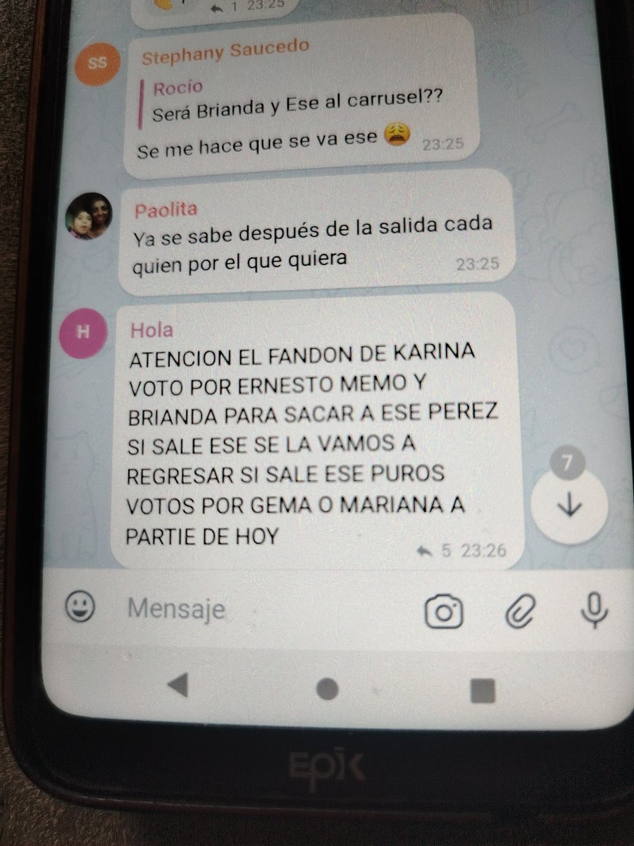 Josjwpq's tweet photo. @dangerouspetall @DeyanaraBrianda Cual fiona solo ve mi nombre soy hombre no mujer y ve que fandom son los que tiran HATE es el grupo de las llenas https://t.co/8hqRDViqPl