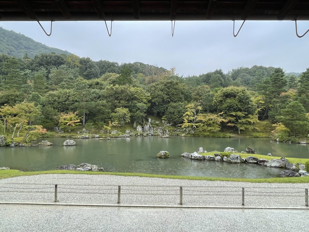 rok_jp's tweet photo. 半日京都観光して帰りー
嵐山の湯豆腐美味しかった🥹
また来年、太陽が丘で🙌 https://t.co/jkIcGDojQz