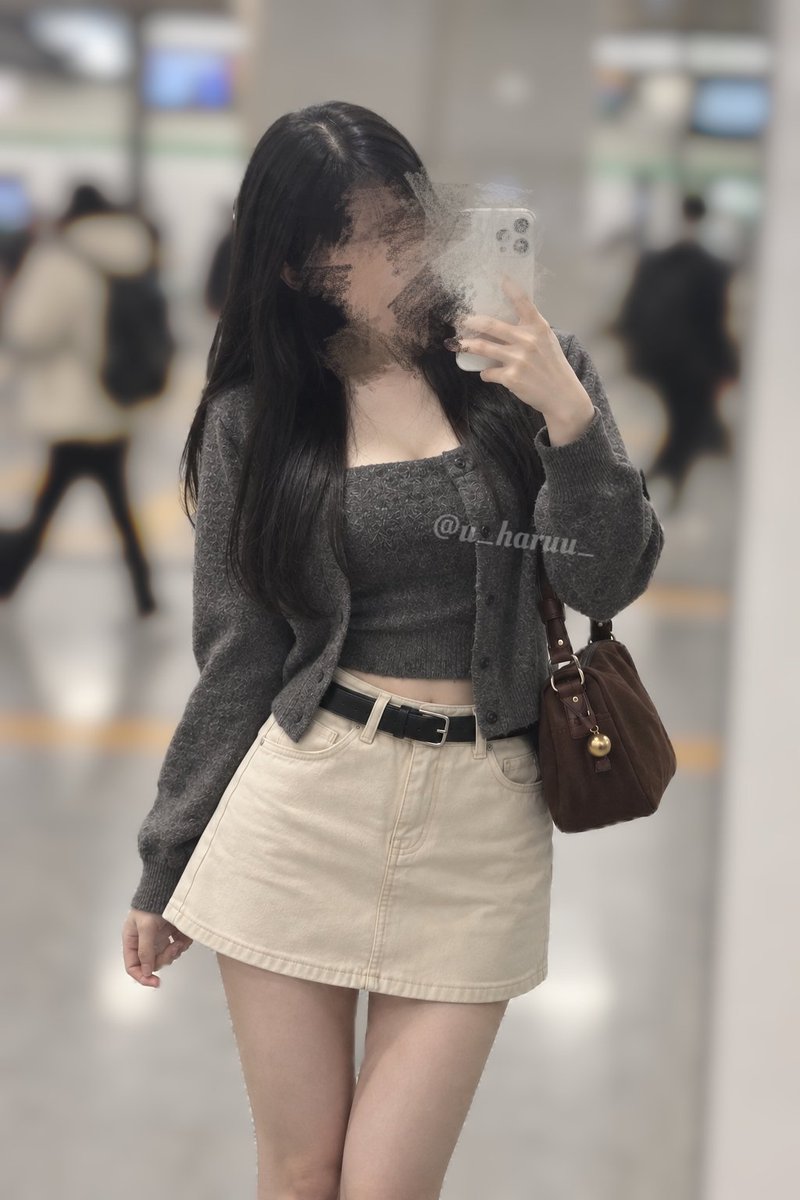u_haruu_'s tweet photo. 오늘 헤메코 완전 야르라 홍대입구역 남자 화장실에 성봉사하러 출근할까 백번 넘게 고민함
#펨섭 #디그레이디 #디그레이더 #남존여비 https://t.co/vf35ilc6gV