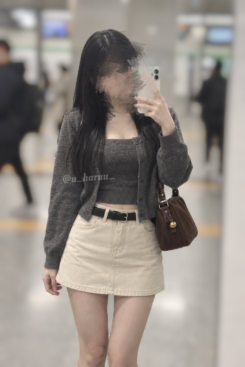 u_haruu_'s tweet photo. 오늘 헤메코 완전 야르라 홍대입구역 남자 화장실에 성봉사하러 출근할까 백번 넘게 고민함
#펨섭 #디그레이디 #디그레이더 #남존여비 https://t.co/vf35ilc6gV