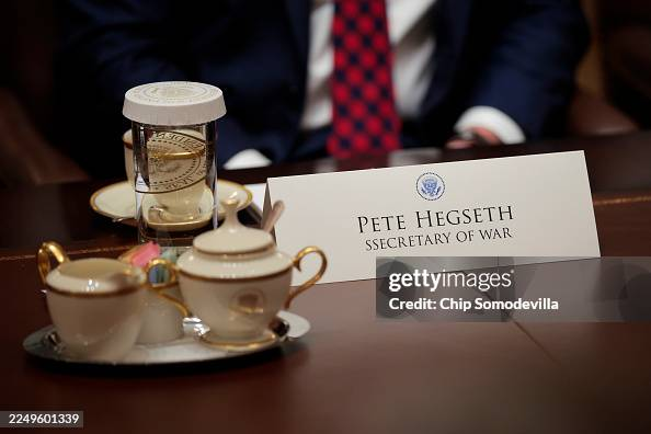 ben_nyc's tweet photo. Also

"SSecretary of War" https://t.co/ciHjGhlLEY