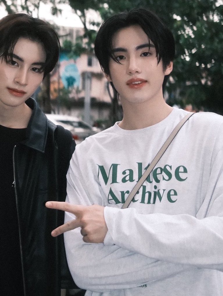 saturninelilac's tweet photo. ธัชชัยจ่าย ธนัชใส่ https://t.co/DxIUTkxcee