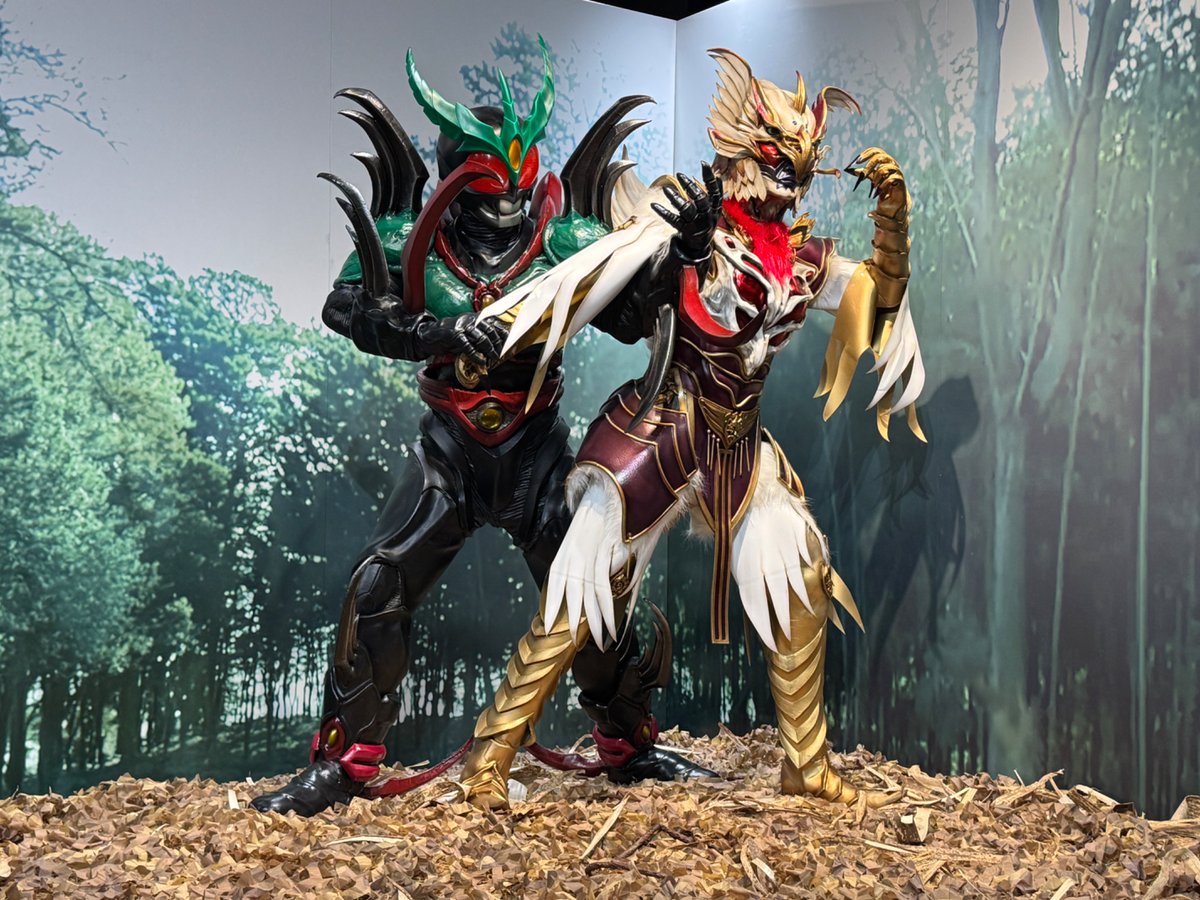 ULTRAyan828's tweet photo. #真アギト展 #なんばパークス 

撮影中の賀集利樹さんと牧山雄亮さんに先程遭遇。スタッフさんも居る中アギト展見てきました！と報告させて頂きました。(御迷惑かけてすみません🙇🏻‍♂️)
小学1年生だった当時のヒーローに会えたのは感動しました😭

イコン画のアギトのチケット買ってよかった😁 https://t.co/UMiG0tcckT