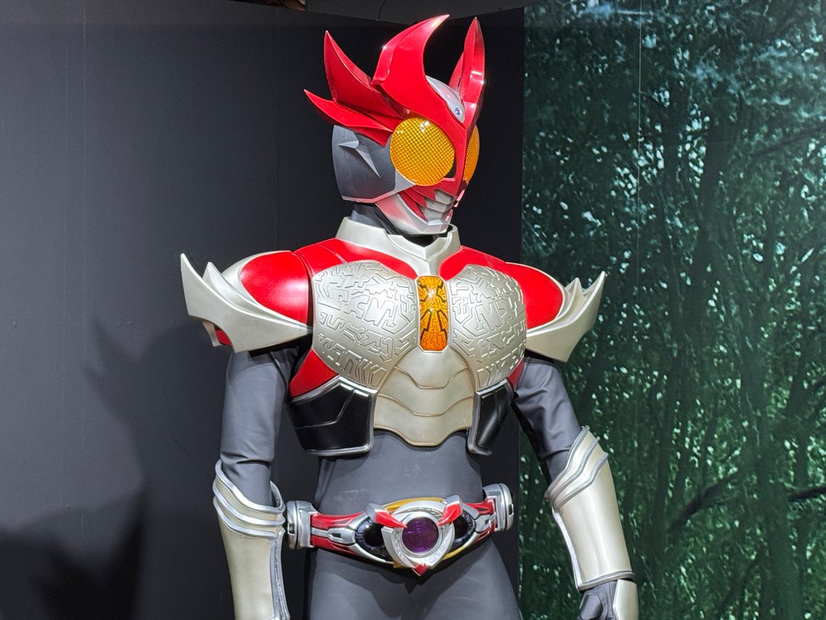 ULTRAyan828's tweet photo. #真アギト展 #なんばパークス 

撮影中の賀集利樹さんと牧山雄亮さんに先程遭遇。スタッフさんも居る中アギト展見てきました！と報告させて頂きました。(御迷惑かけてすみません🙇🏻‍♂️)
小学1年生だった当時のヒーローに会えたのは感動しました😭

イコン画のアギトのチケット買ってよかった😁 https://t.co/UMiG0tcckT