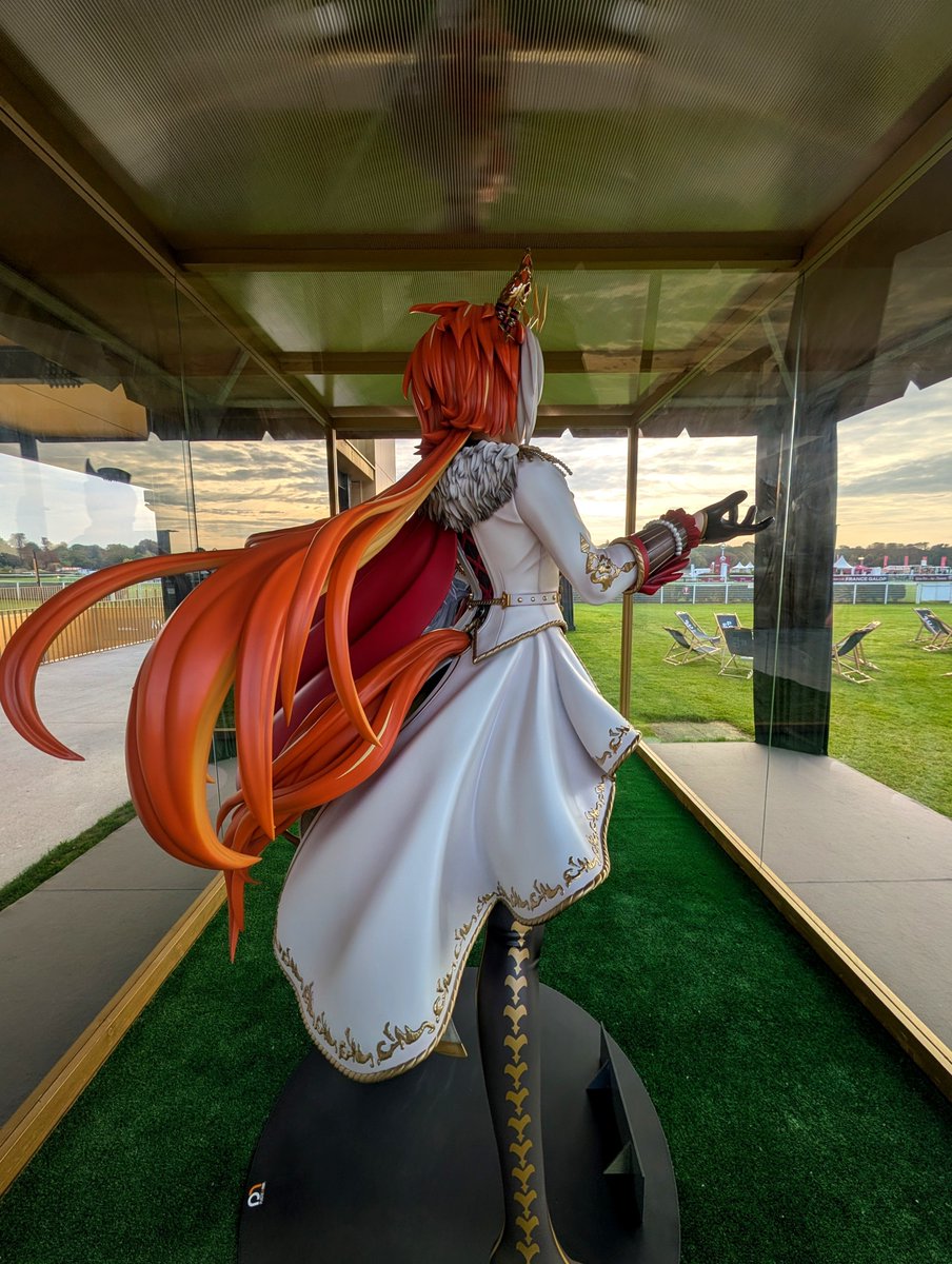 toshionikubo's tweet photo. オルフェーヴルの等身大フィギュア
後ろからは収まらないほどの迫力！ https://t.co/wQ6bf1DrR6