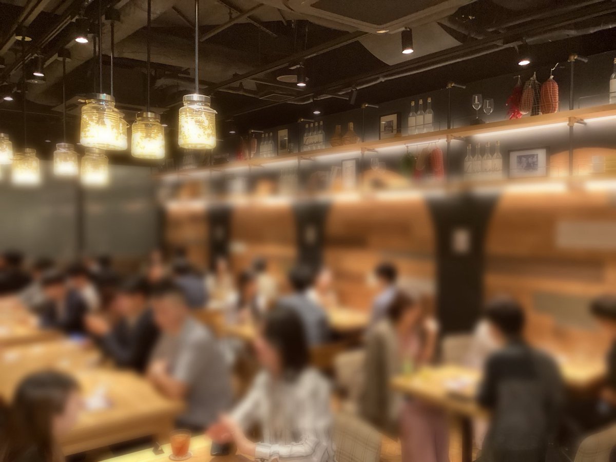 PREMIUMSTATUS's tweet photo. こんにちは！スタッフのりかです☺️

ただいま、丸の内『Bistro LAVAROCK』様にて
【30代中心ハイステータス限定】着席パーティー開催中です🪑

男性18名 女性15名 計33名ご参加されています✨

本日の会場は
東京駅駅近🚃
フリードリンク🍷
連絡先交換自由📱

その他のパーティーはこちら⬇️
https://t.co/2tm0BLhgrO

#婚活 #婚活パーティー #街コン #東京