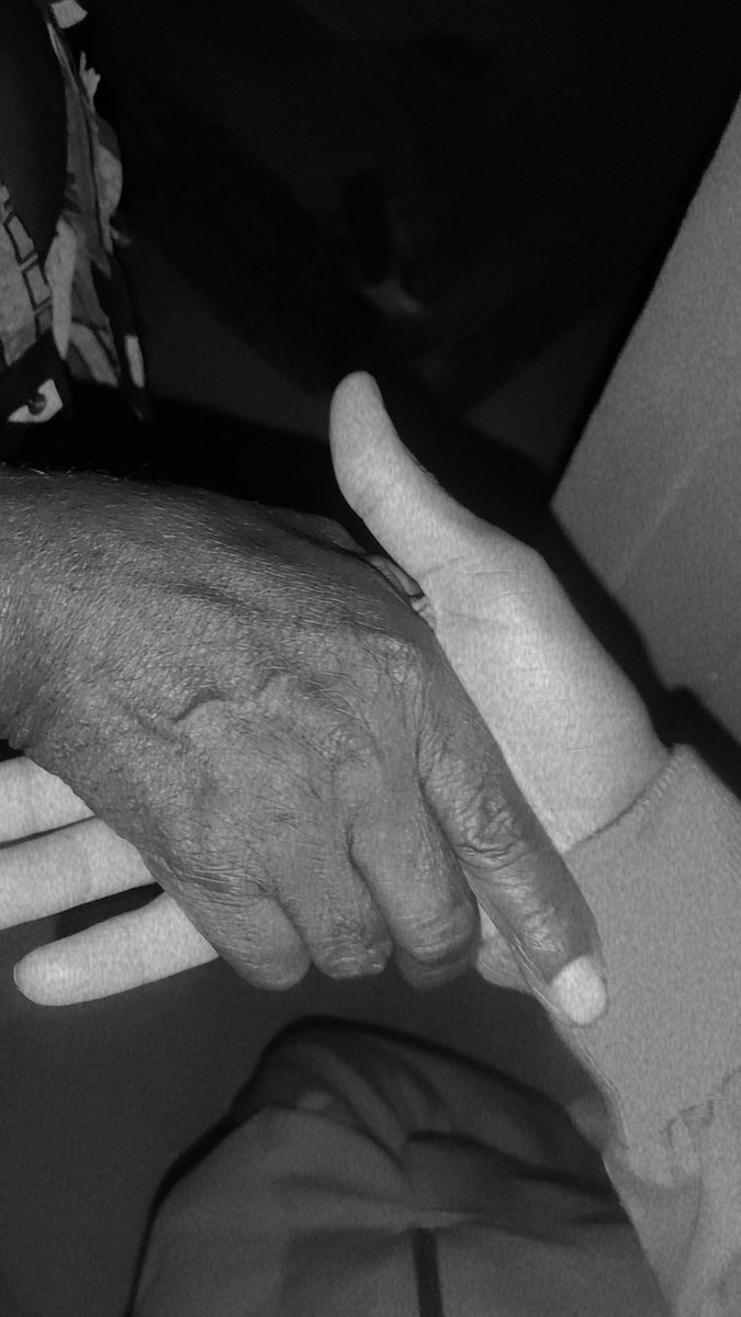 kisinga_v's tweet photo. Raise your glasses today for the greatest guy to ever walk this earth. Rest In Peace, Dad. Ave Atque Vale.❤️🕊️ https://t.co/L648Nkevad