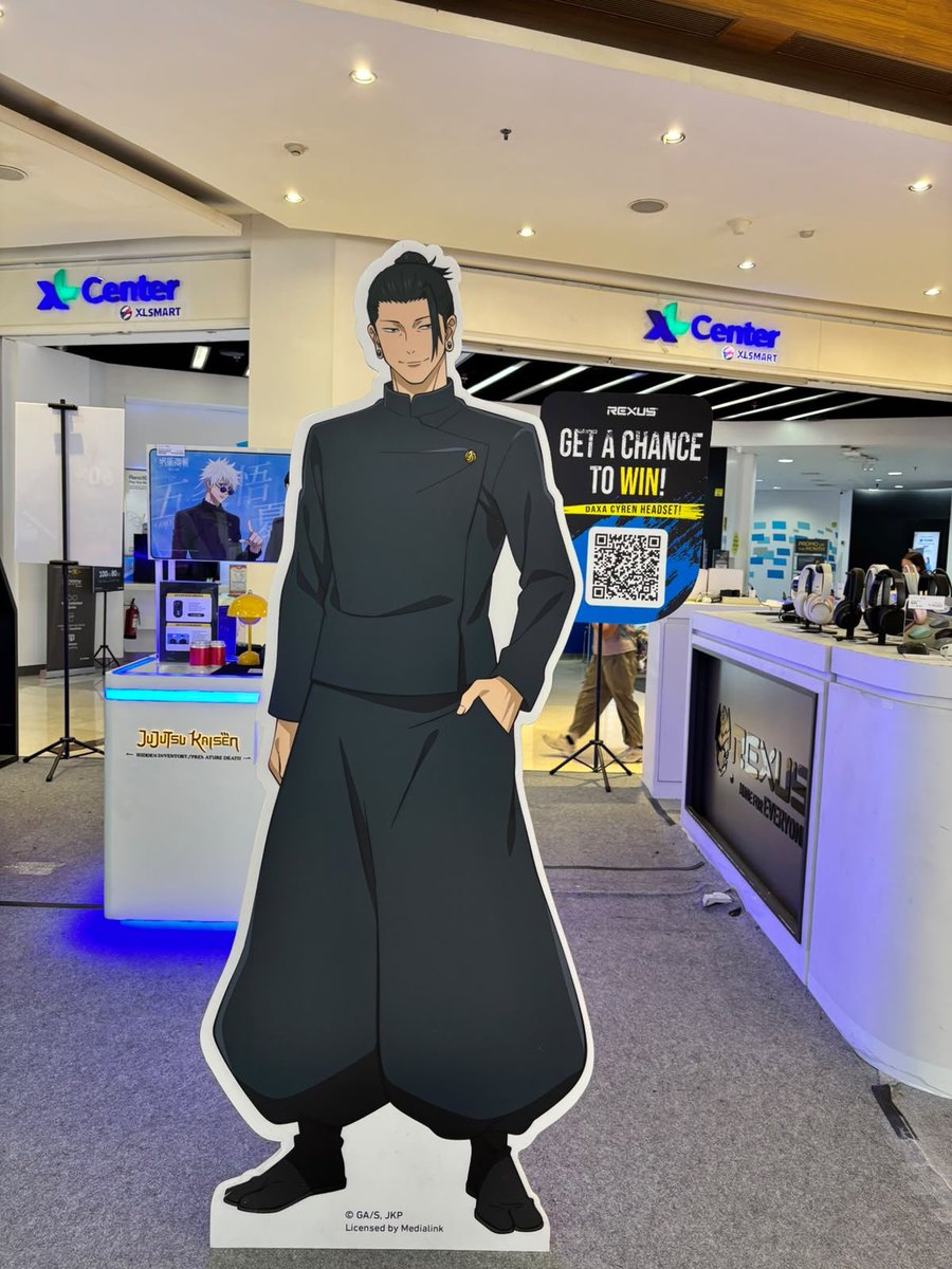 jjk_fess's tweet photo. !Jjk GUYS DI BXC ADA STANDEE GEGO YUUJI GASSS SERBUU😍🤟🏻🔥 *ini booth rexus yaa gaiis https://t.co/wOFhG1s3pw