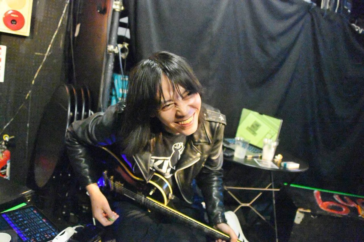 koshikawakazuma's tweet photo. 改めて昨夜はありがとうございました。
and
たくさんのお祝いありがとうございました。

久しぶりに自分の笑顔を見た気がします。
45歳もよろしくお願いしますね。

西 https://t.co/H7iKQ2ymNt