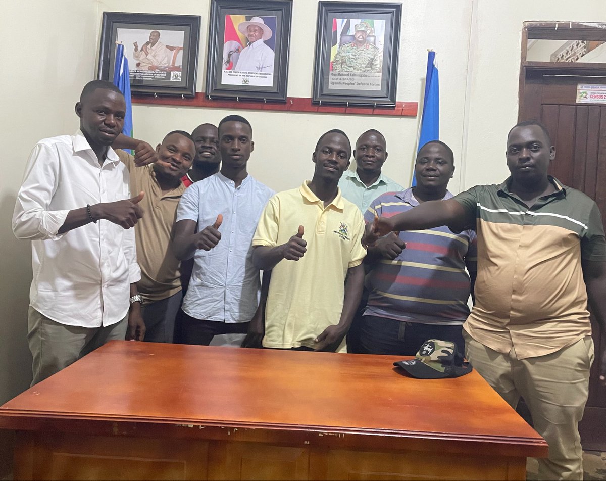 NayebaleDavid's tweet photo. The young patriots of Team MUKO – Gen. Muhoozi Kainerugaba @mkainerugaba Sembabule District, paid me a courtesy visit at my office in Sembabule District.

I was encouraged by their commitment, energy, and determination to mobilize support on the ground for their MUKO, Gen. Muhoozi Kainerugaba @mkainerugaba as we look ahead to 2031.

These young patriots are ready to engage communities, promote unity, patriotism, peace, and development, and mobilize fellow Ugandans to support their vision for the future.

We are also proud of Charlotte Kainerugaba Kuteesa @CKainerugaba whom we look forward to as our next First Lady. Her presence and support will continue to inspire our young people as we work together for a stronger and more united Uganda.

The journey to 2031 is on. The young patriots are ready, the ground is active, and the message is clear: unity, service, patriotism, and a better future for all.

Team MUKO – Sembabule District. 
@DaudiKabanda @SMusherure @SodoKaguta @BalaamBarugahar @HonTwallafadil @MwesigyeFranks @HenryBasaliza1