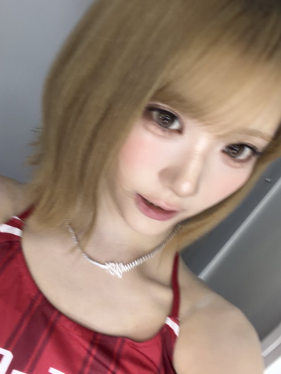 oddyouth_offcl's tweet photo. [🩷]
🍓

#MAIKA #마이카 
#ODDYOUTH #오드유스
#cantgoback https://t.co/DG4XToKZ4R