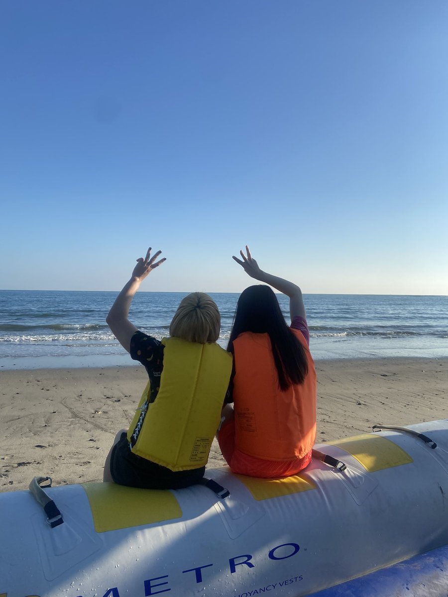 akariayoh's tweet photo. 後ろ姿からしか得られない栄養がある
 #髙石あかり  #伊澤彩織  #ベイビーわるきゅーれ https://t.co/McAYtyHKcW