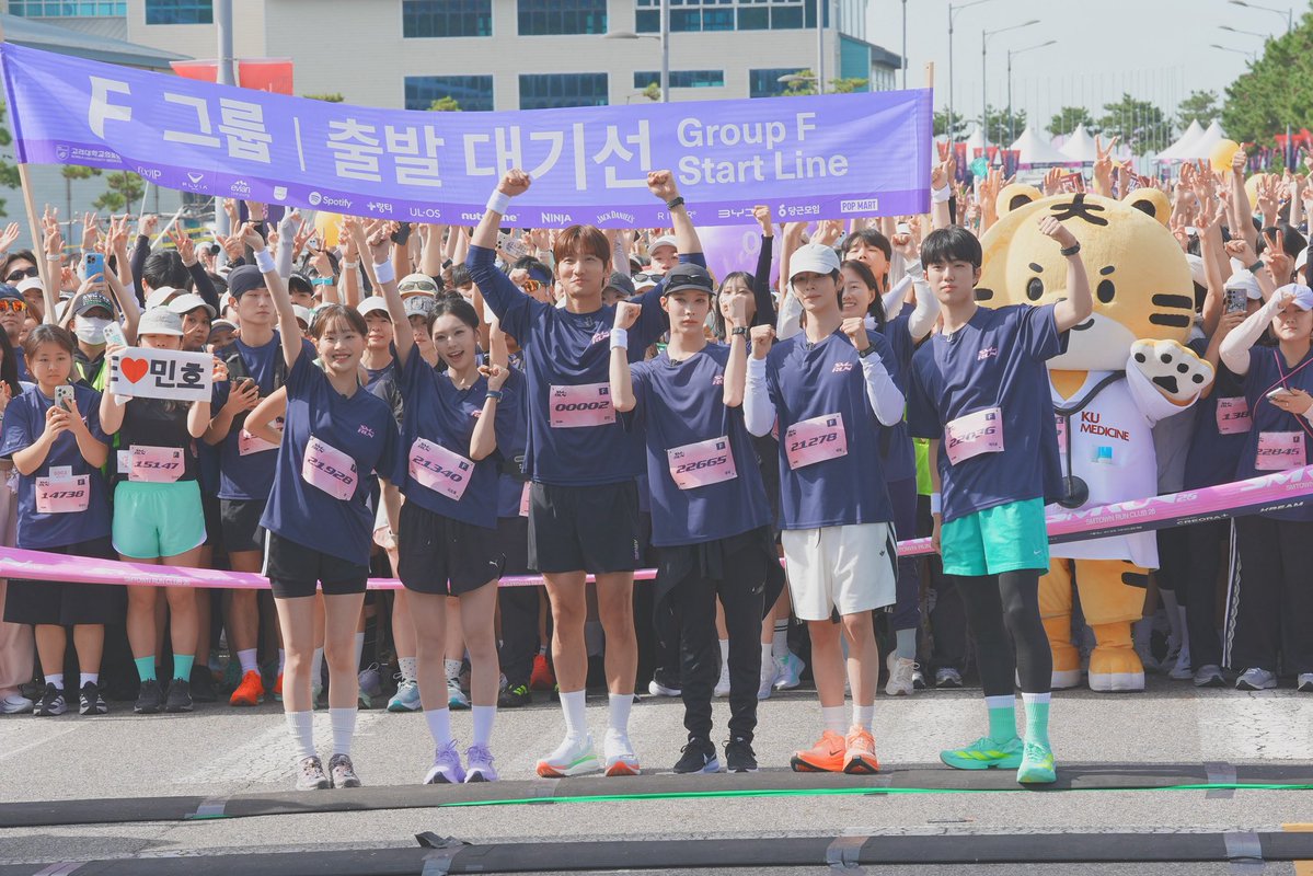 janmangdihoo's tweet photo. SMRUN PHOTO MOMENTS #박지후 https://t.co/5ILjicjda9