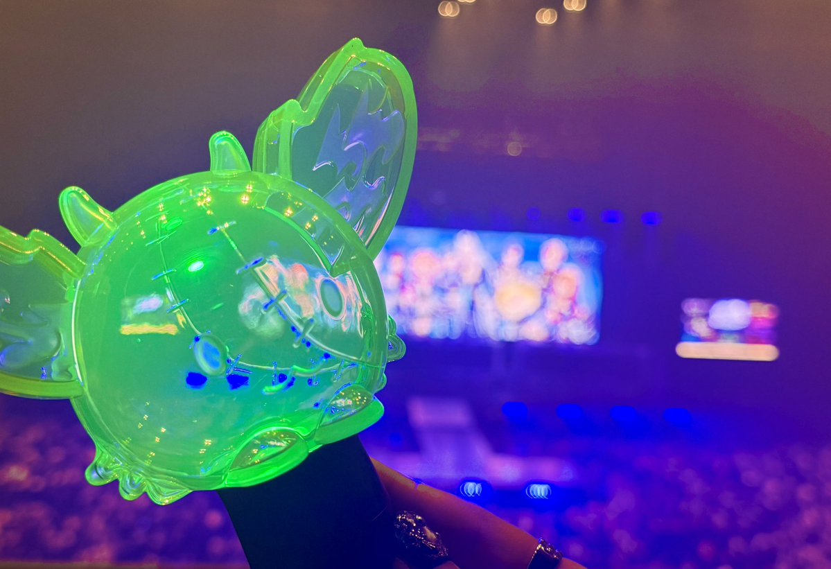 shionsab's tweet photo. からぴちKアリーナライブに
ご招待いただいていってきたよ

リスナーさんも一緒に楽しんでて
めっちゃ素敵なステージでした😸✊🏻 https://t.co/lBPacOLAPU