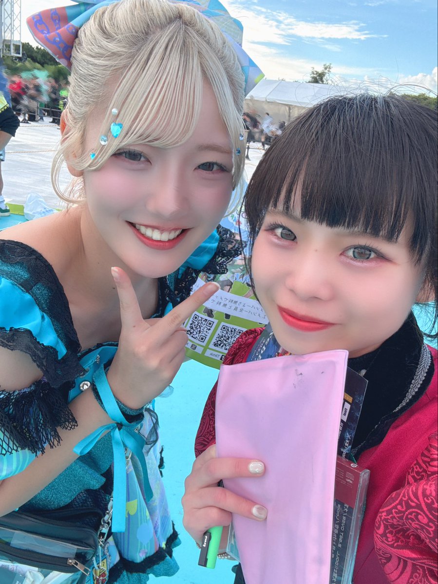 misakichi_idoll's tweet photo. フライヤー配りしてたらミニワチャのRetaちゃんに会えた！！主催また呼んでください~！！✊🏻🌟 https://t.co/aOUpcT4FJF