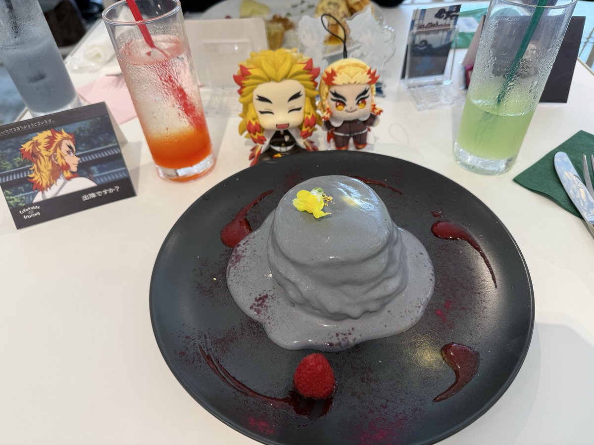paru84luv's tweet photo. この前むんちゃんと🍽→☕️行った時の🧡
事前決済分でお互い推し自引き😭🙌
このあとむんちゃんに選んでもらったカードにも🔥さんいたよありがとう🥺🫶 https://t.co/IGLcV7fpeA