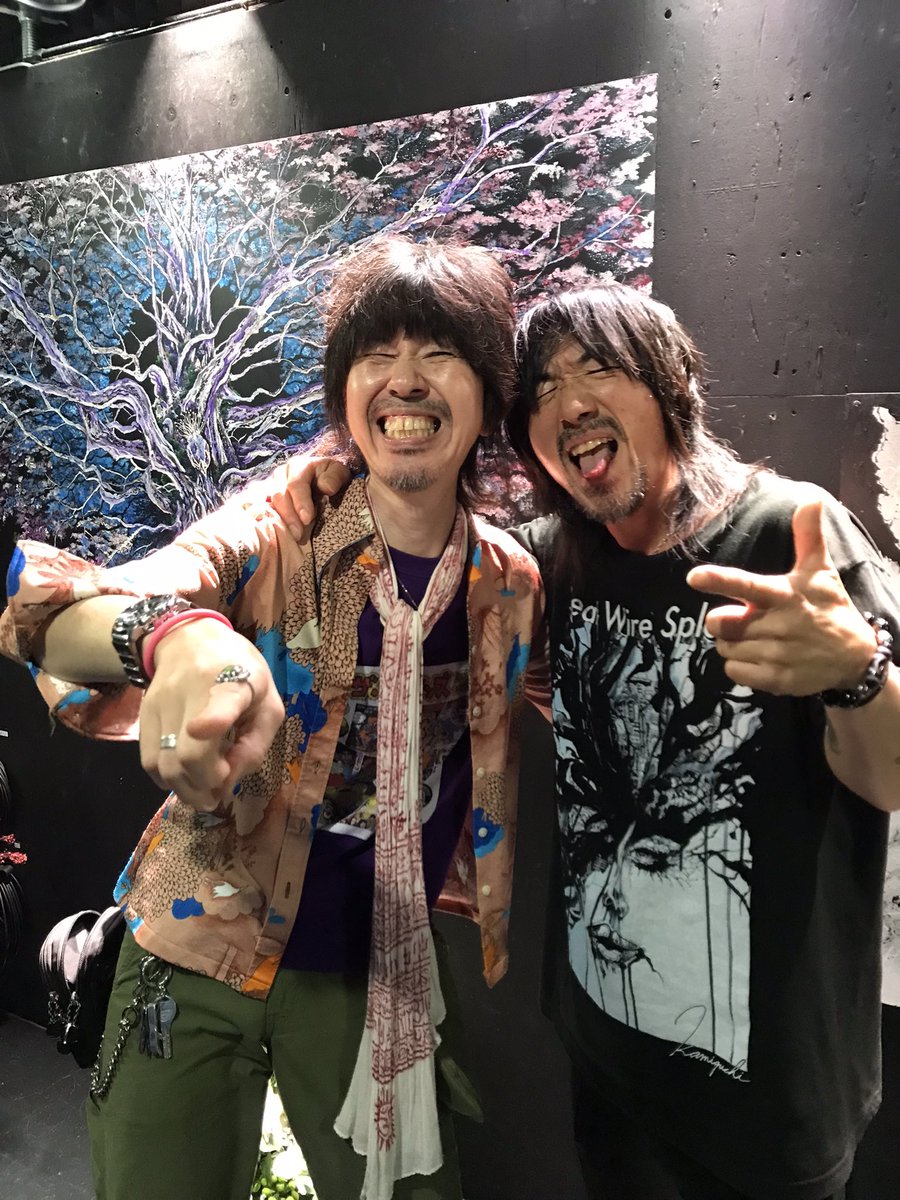 motel1967's tweet photo. スタジオ前に、、、
KAMIGUCHI
ART EXHIBITION Vol.2
@音まかす
行って来ました。。。
す、素晴らし❣️
ドラムもピカイチ、アートもピカイチ、、、
全てに、、、
勝てへんわ笑😹
#KAMIGUCHI
#CODED https://t.co/OP8l5fcvwl