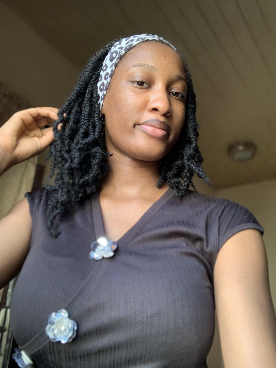 JoyEzenwafor's tweet photo. Happy Sunday 🥰 https://t.co/hnXKcs0AXz