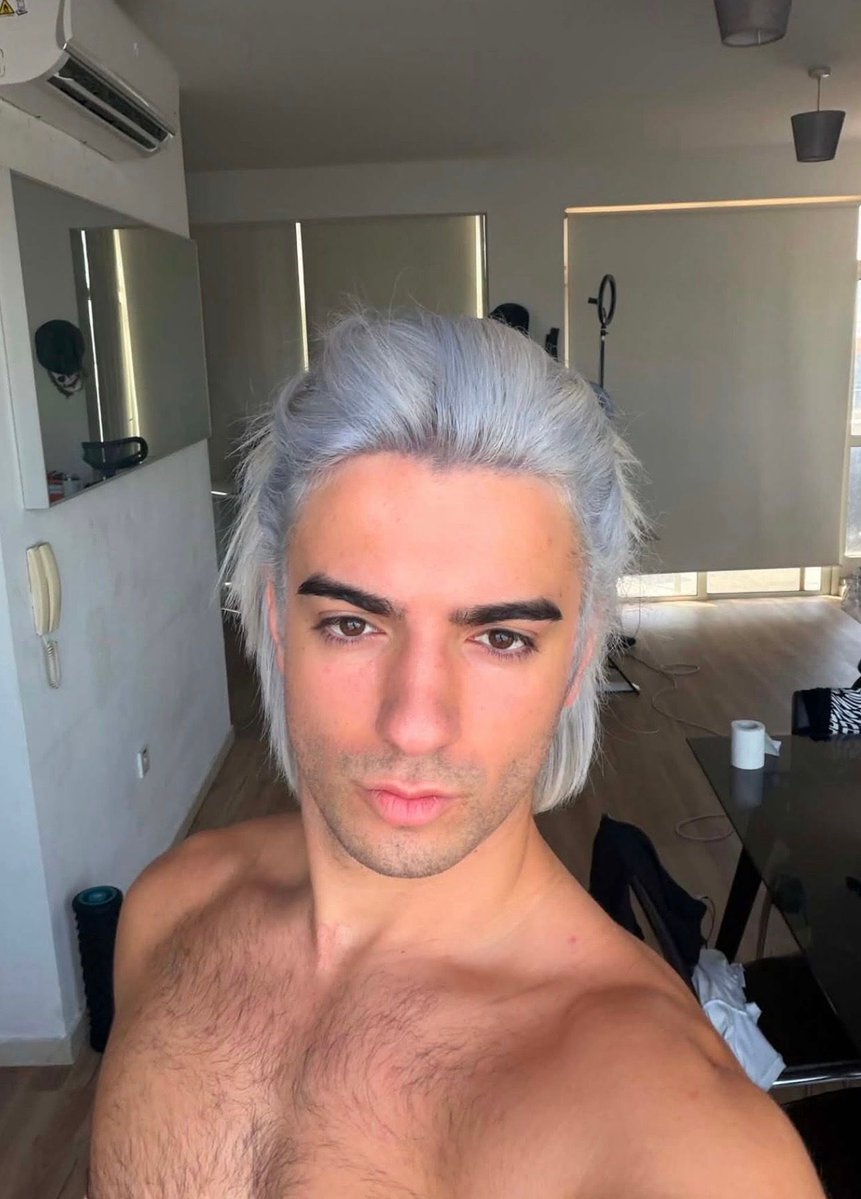 JulianJackhamer's tweet photo. Gm everyone ❤️

Who has Notis 🔔 on https://t.co/0fuAoJUvqX