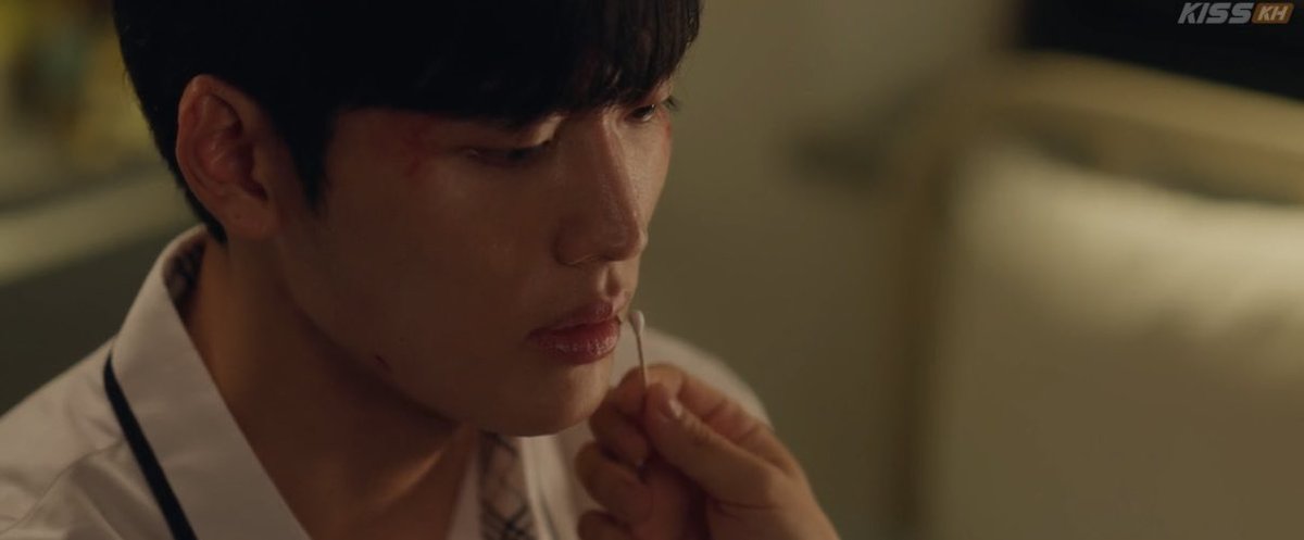 Were436's tweet photo. at first glance you’d think he’s a bad person to avoid but once you get to know him you discover he carries the weight of the world on his back and keeps moving despite the exhaustion damn the shallowness of judging someone beforehand 💔
#소년주의 #BoyWithCaution https://t.co/SgsgMtCkFB