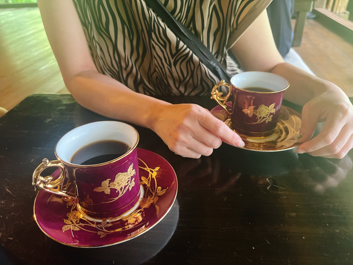 negisiva's tweet photo. 古民家カフェでコーヒーとスイカラッシー
 https://t.co/HCikOrQi5R https://t.co/VjozH7Eb7o