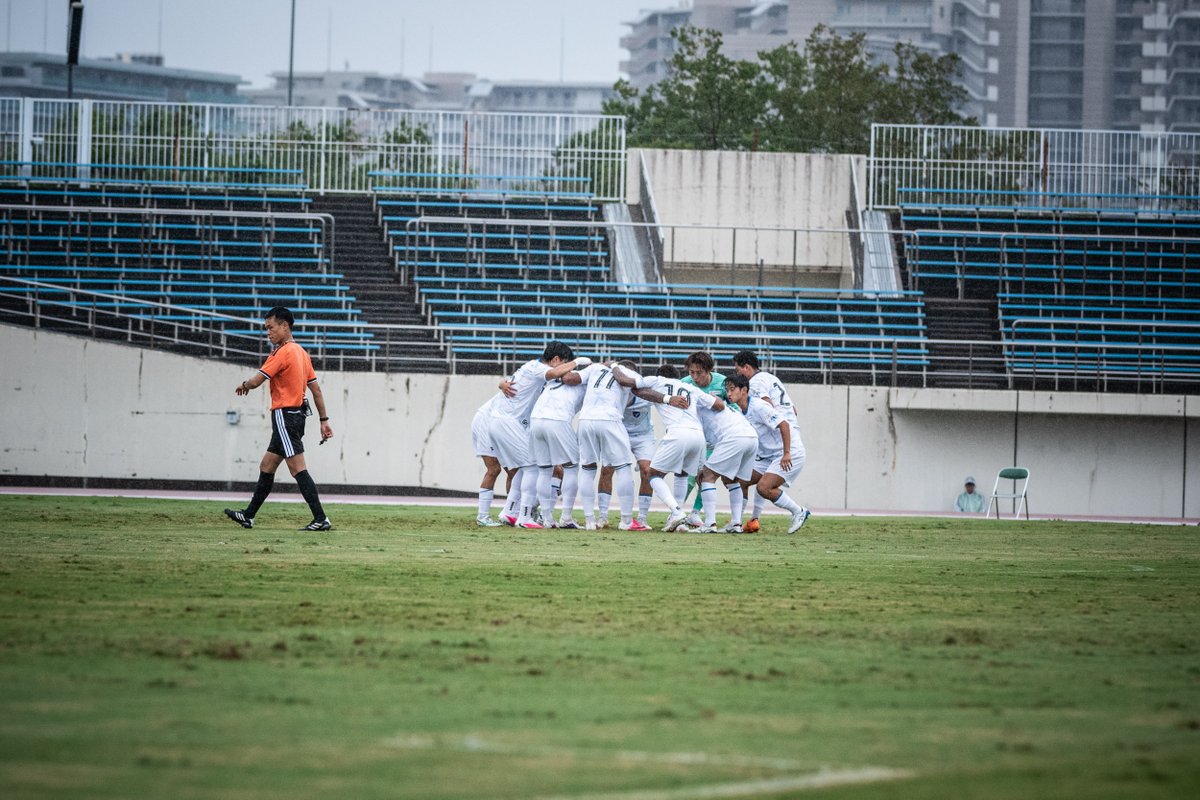 v_varenstaff's tweet photo. 𝙁𝙐𝙇𝙇-𝙏𝙄𝙈𝙀✔️🔷🔶
【U-21G大阪 3-1 U-21長崎】

最後までゴールを目指すも敗戦。

#vvaren #BEYONDtheDREAM #Jリーグ https://t.co/Zpqy3AHfa7