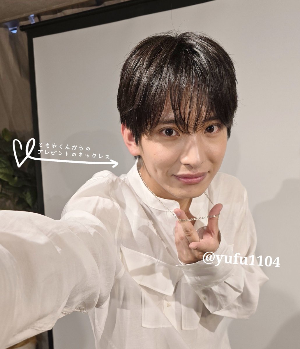 yufu1104's tweet photo. 2026.10.04
🐶石沢瑠架 1stソロイベント
「犬も避ければ棒に当たらない」

社長(巴也くん)にもらった誕生日プレゼントのネックレス自慢してもらいました
#石沢瑠架
#UNiFY https://t.co/1PXQjyZISC