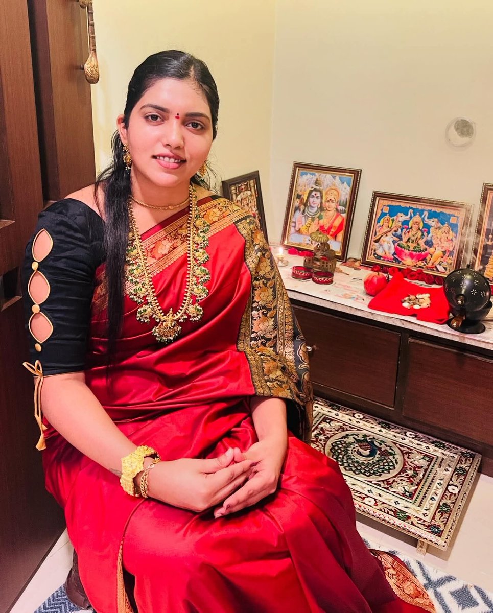 vascodigambk's tweet photo. Flwr request:4

Flwr akka Kasi munda indu emanna unda dinni chudagane na mogga lechndi ventane dini notlo petti oka deep bj cheynchi lips meeda petti ruddi moham meeda kottali anpstndi mek ela anpstndi https://t.co/EiMfBzc4AT