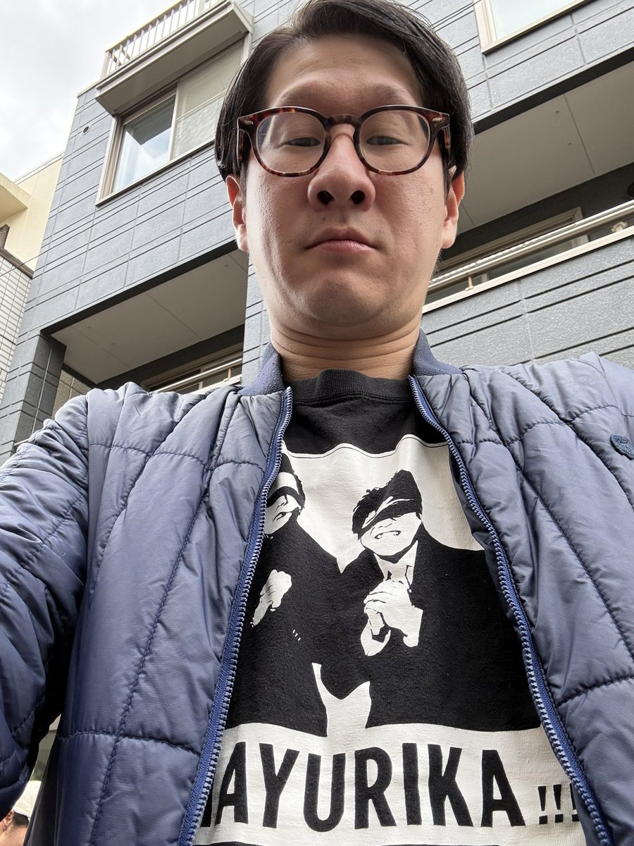 Aituwa53's tweet photo. 上北沢の商店街のお祭りで出店の店員さんに「マユリカ好きなんですね！私も大好きです！」と言われて「いや好きって言うか、、、大好きです」と答えた夕方 https://t.co/WzTjwgdO0y
