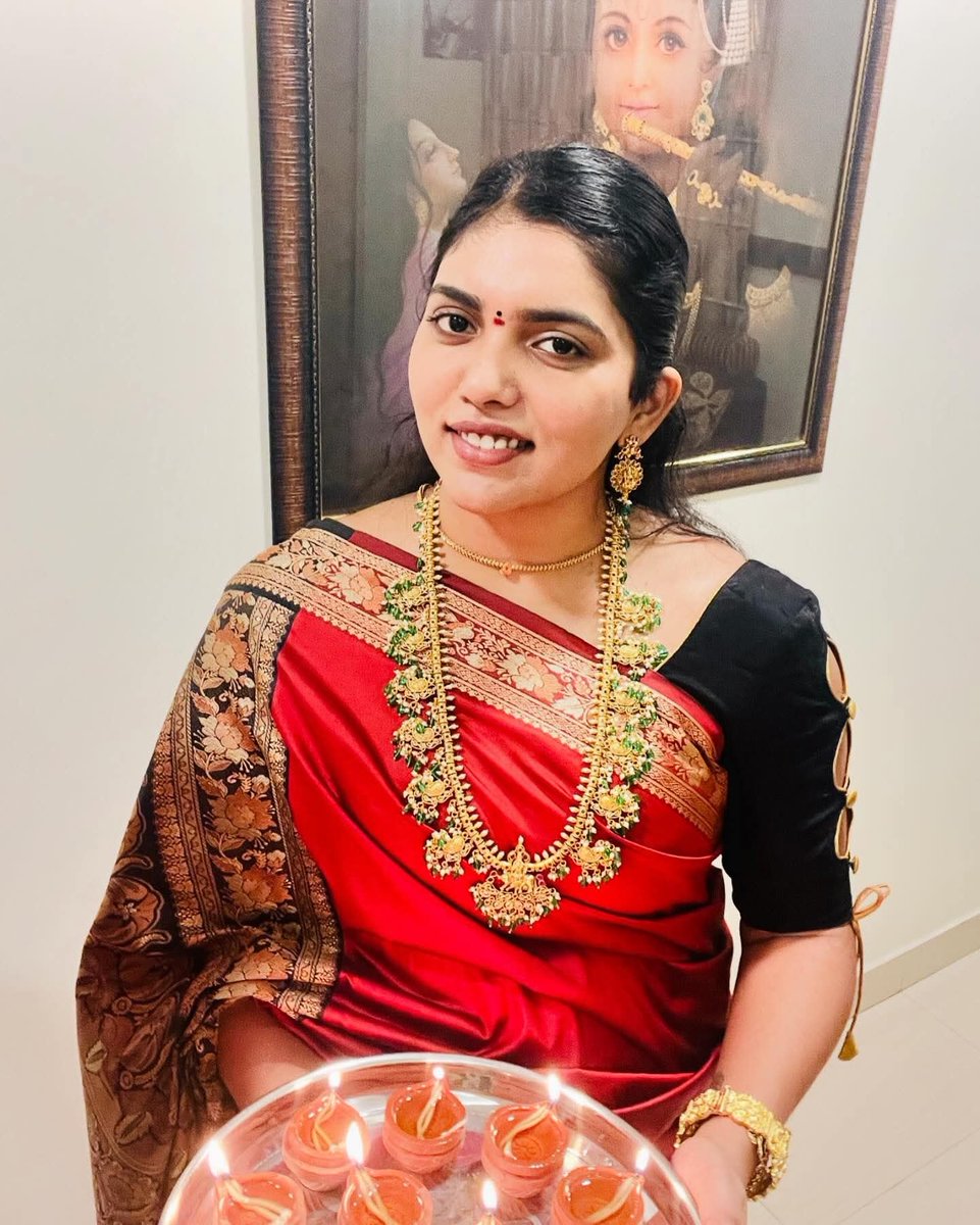 vascodigambk's tweet photo. Flwr request:4

Flwr akka Kasi munda indu emanna unda dinni chudagane na mogga lechndi ventane dini notlo petti oka deep bj cheynchi lips meeda petti ruddi moham meeda kottali anpstndi mek ela anpstndi https://t.co/EiMfBzc4AT